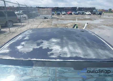 2003 Honda Civic Lx z USA, uszkodzony, nr VIN 2HGES16563H572054